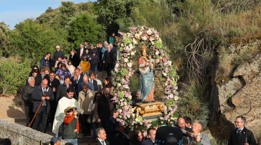 Jornada festiva en 'El Valle' en honor a la Virgen